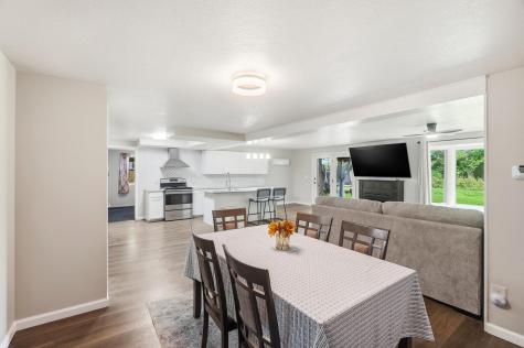 5727 Woodlea Avenue Fort Wayne IN 46835