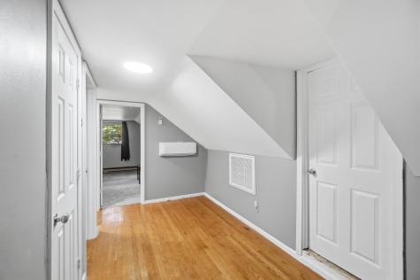 5727 Woodlea Avenue Fort Wayne IN 46835