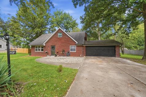 5727 Woodlea Avenue Fort Wayne IN 46835