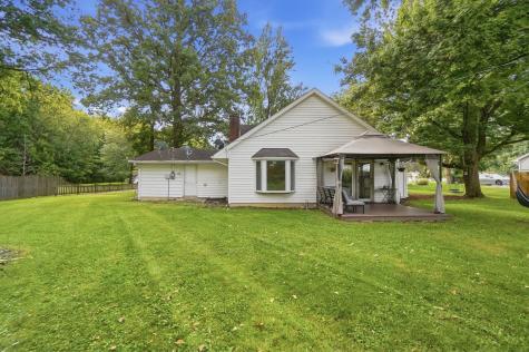 5727 Woodlea Avenue Fort Wayne IN 46835