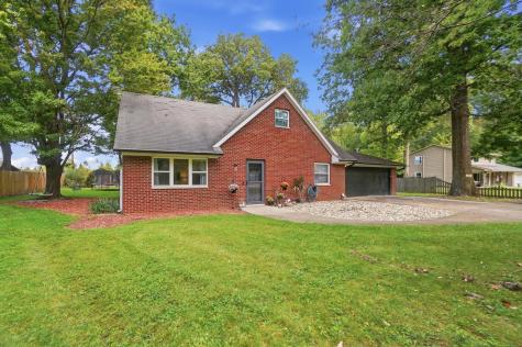 5727 Woodlea Avenue Fort Wayne IN 46835
