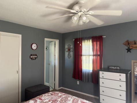 2158 S Sievers Road Vincennes IN 47591