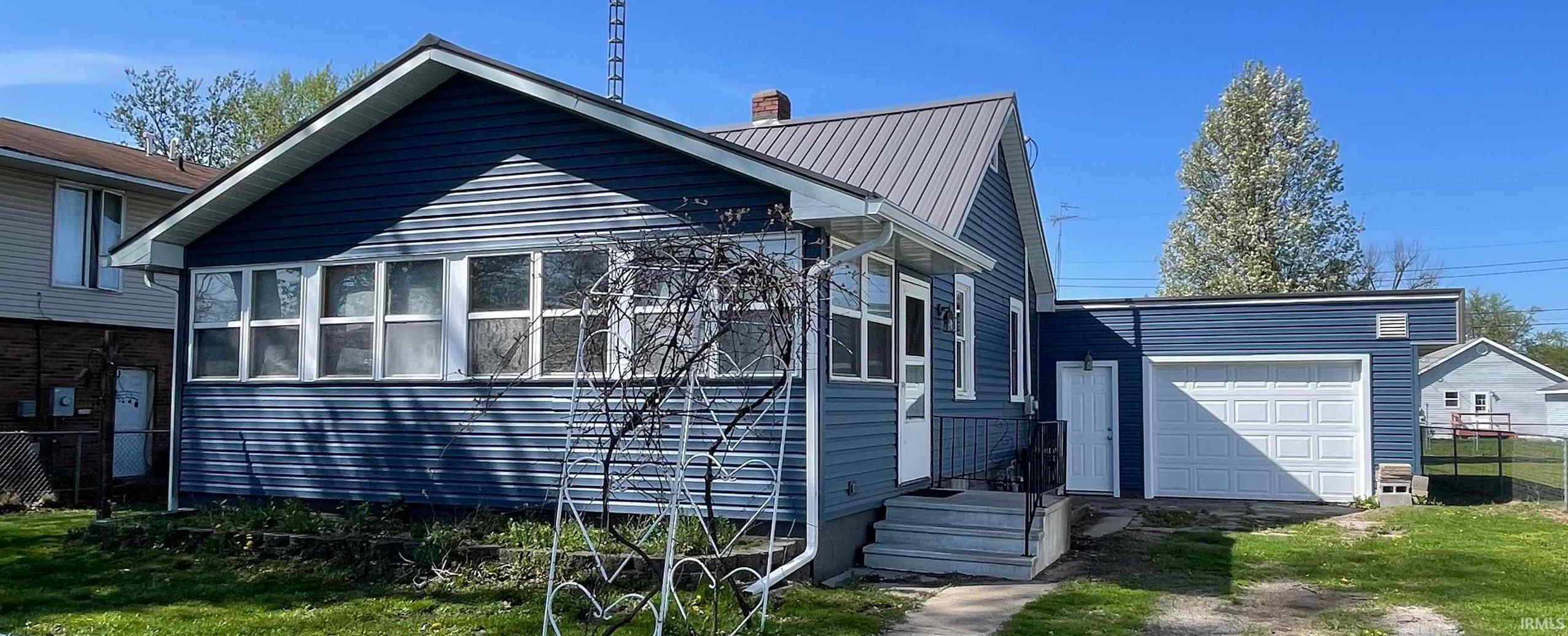 305 W New York Street Knox IN 46534