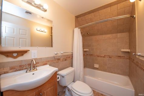 7564 N 100 E Delphi IN 46923