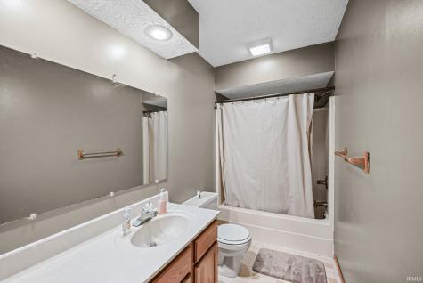 307 N Maude Drive E Rossville IN 46065