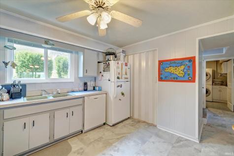 4047 Salmon Harbor Road Unionville IN 47468