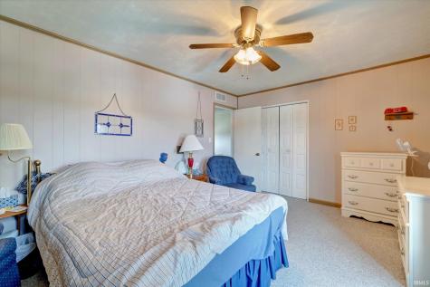 4047 Salmon Harbor Road Unionville IN 47468