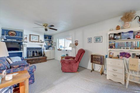 4047 Salmon Harbor Road Unionville IN 47468