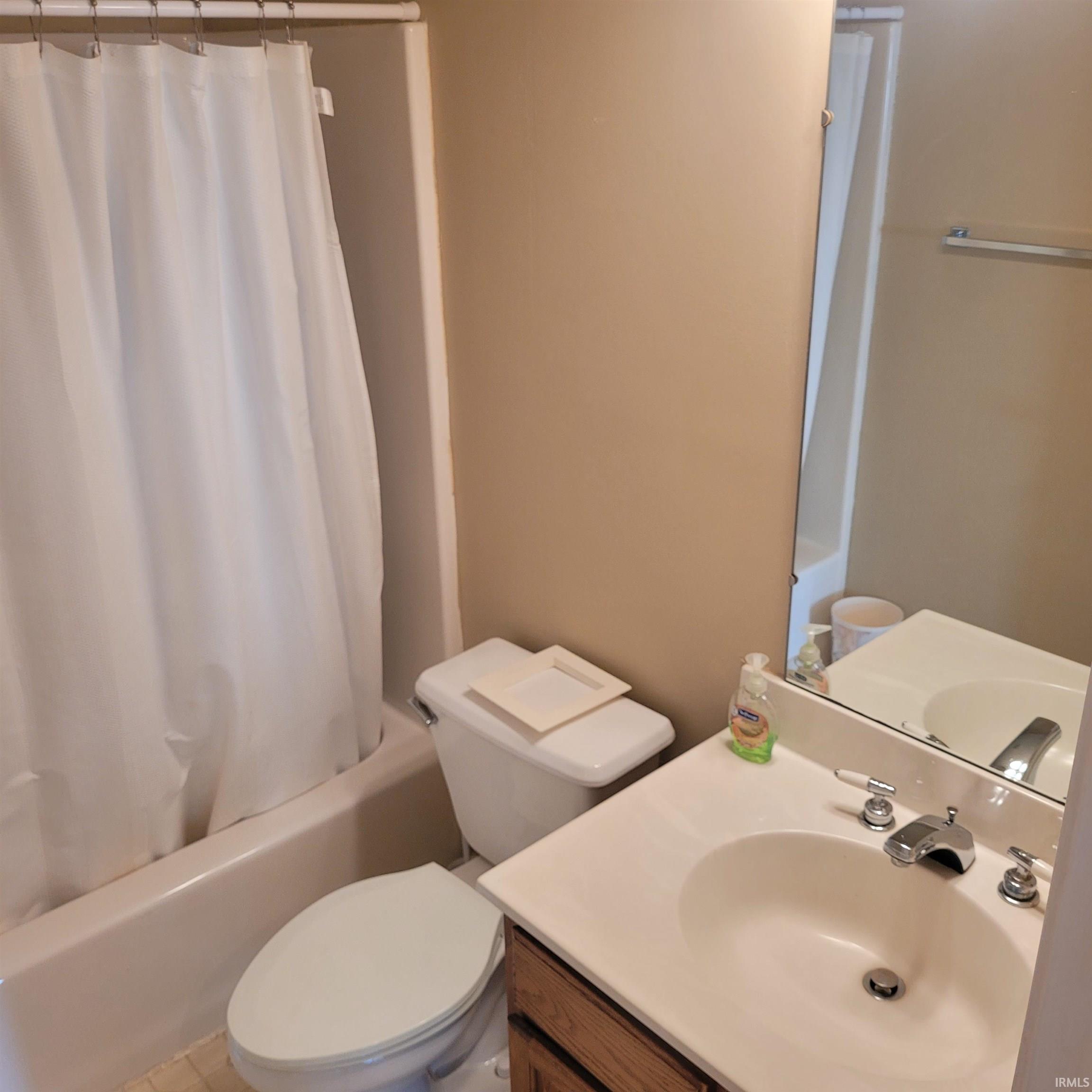 18624 Pauls Way South Bend IN 46637