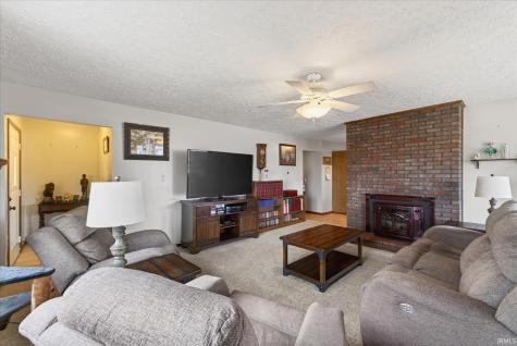 26 N Lafayette Street Worthington IN 47471