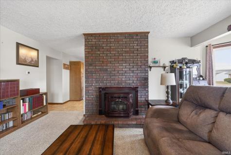 26 N Lafayette Street Worthington IN 47471