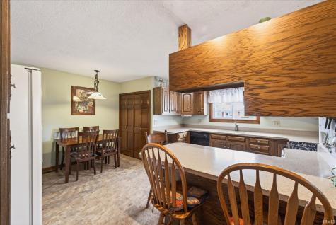 26 N Lafayette Street Worthington IN 47471