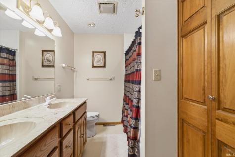 26 N Lafayette Street Worthington IN 47471