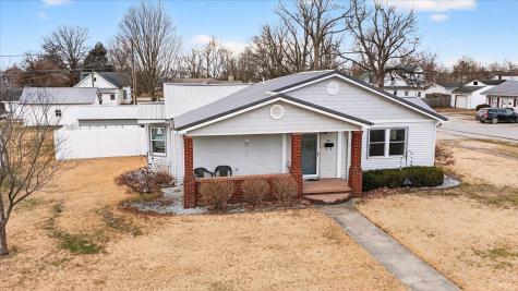 26 N Lafayette Street Worthington IN 47471