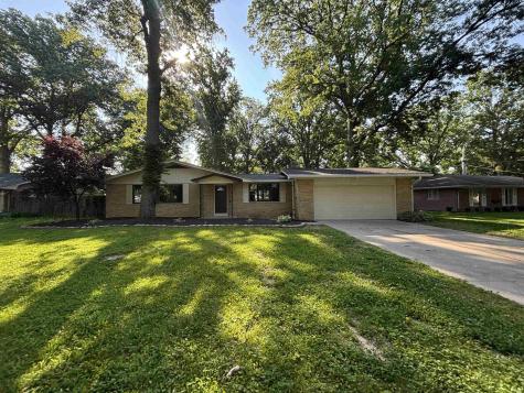 3232 Chancellor Drive Fort Wayne IN 46815