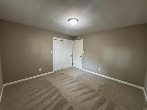 3232 Chancellor Drive Fort Wayne IN 46815