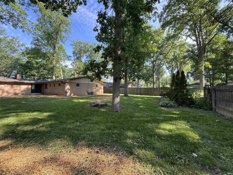 3232 Chancellor Drive Fort Wayne IN 46815