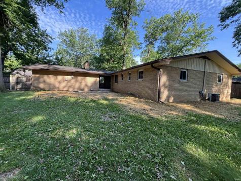 3232 Chancellor Drive Fort Wayne IN 46815