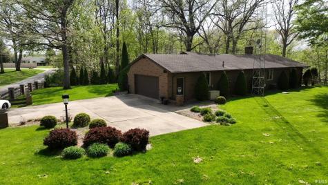 1828 N Royal Oaks Drive Monticello IN 47960