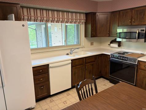 1828 N Royal Oaks Drive Monticello IN 47960