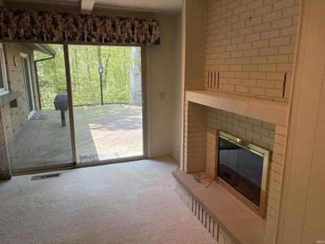 1828 N Royal Oaks Drive Monticello IN 47960