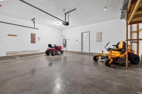 1425 N Niehaus Trail Huntingburg IN 47542