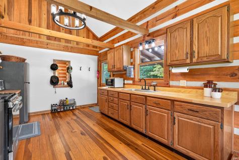 2559 Amy Lane Nashville IN 47448