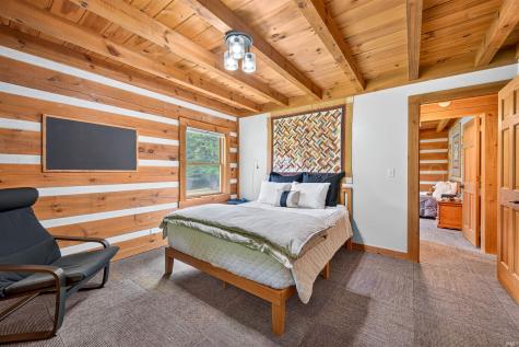 2559 Amy Lane Nashville IN 47448