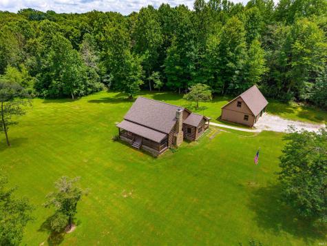 2559 Amy Lane Nashville IN 47448