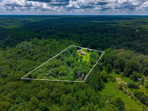 2559 Amy Lane Nashville IN 47448