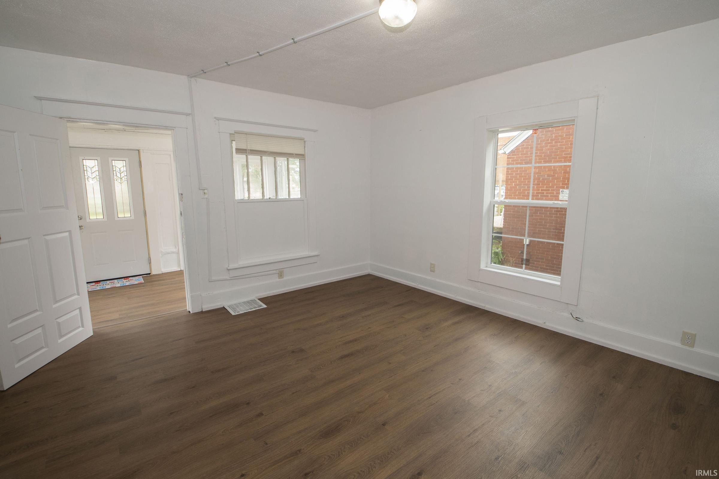 1604 Frances Avenue Elkhart IN 46516