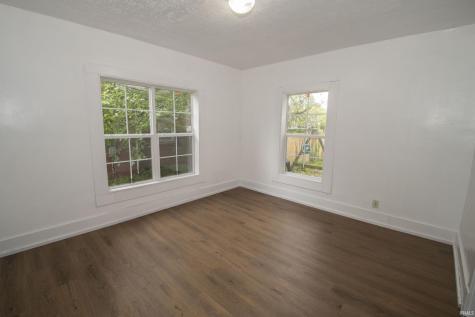 1604 Frances Avenue Elkhart IN 46516