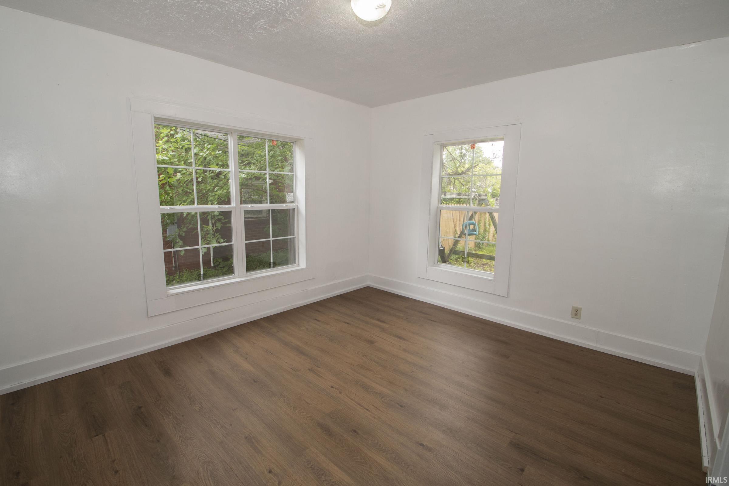 1604 Frances Avenue Elkhart IN 46516