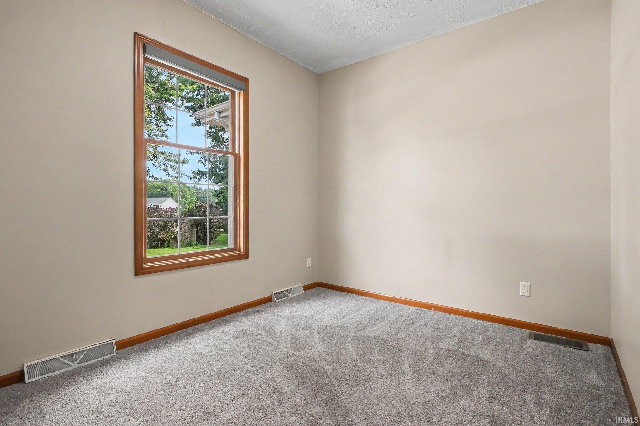 7472 Savanna Lane Plymouth IN 46563