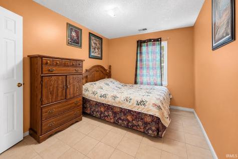 7361 W 585 S Road Huntingburg IN 47542
