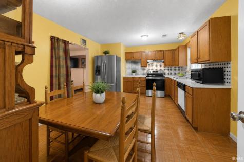 7361 W 585 S Road Huntingburg IN 47542