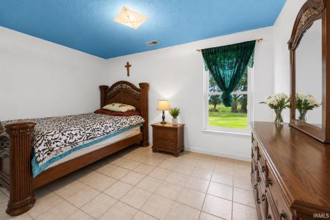 7361 W 585 S Road Huntingburg IN 47542