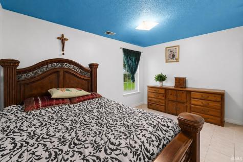 7361 W 585 S Road Huntingburg IN 47542