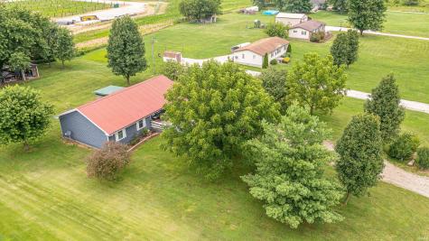 7361 W 585 S Road Huntingburg IN 47542