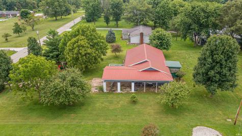 7361 W 585 S Road Huntingburg IN 47542
