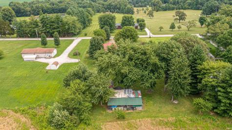 7361 W 585 S Road Huntingburg IN 47542
