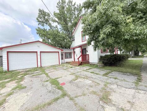 125 E Johnson Street Wolcott IN 47995