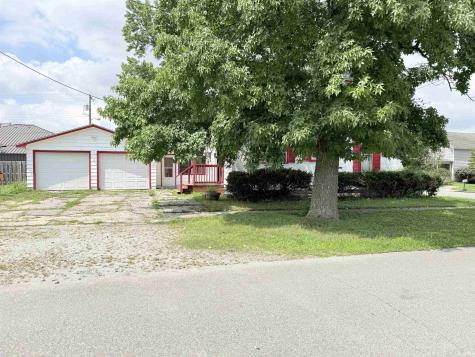 125 E Johnson Street Wolcott IN 47995