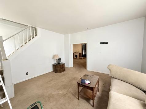 125 E Johnson Street Wolcott IN 47995