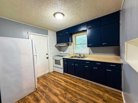 102 E Fourth Street Huntingburg IN 47542