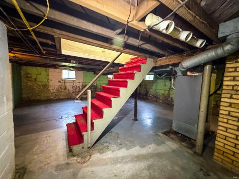 102 E Fourth Street Huntingburg IN 47542
