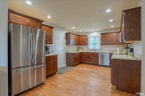 918 Stahl Court Evansville IN 47715