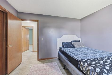 10524 Albemarle Court Fort Wayne IN 46845