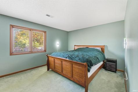10524 Albemarle Court Fort Wayne IN 46845