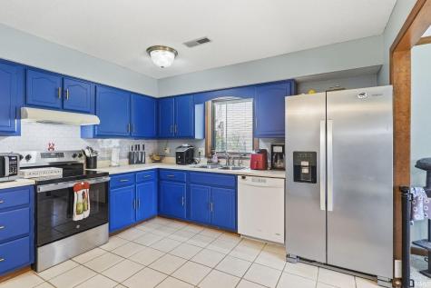 10524 Albemarle Court Fort Wayne IN 46845